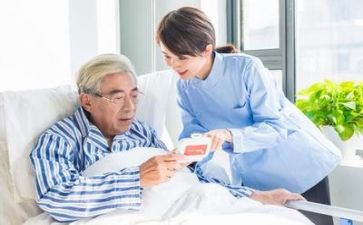 关于护理专业的自我鉴定8篇
