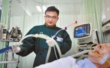 2024年护士年终述职报告精选6篇