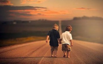 像朋友一样作文7篇